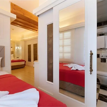 Castle Old Town Hotel