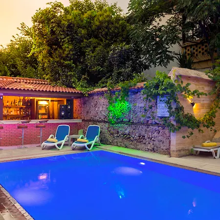 Castle Old Town Hotel Antalya