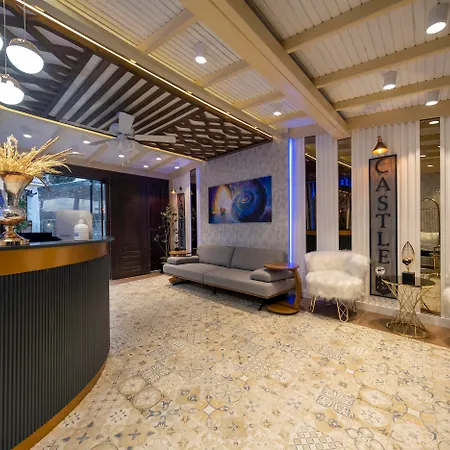 Castle Old Town Hotel 3*